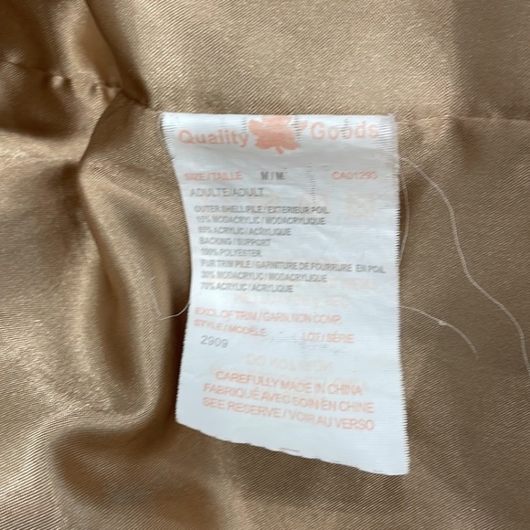 Vintage Northern Lifestyles Canada FunFur (faux fur) Jacket - Picture 11 of 16